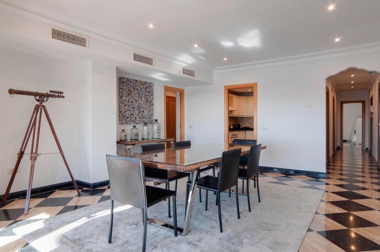 218 Puerto Banus Marbella Front Line 270 Meters Apartment Exterior photo